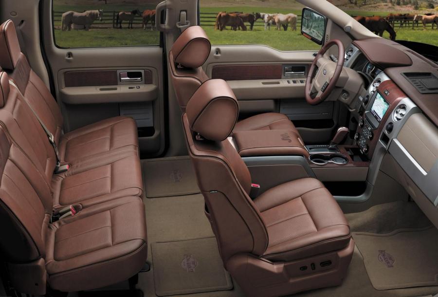  Ford F-150 King Ranch 2013 года  (фото 2 из 8)